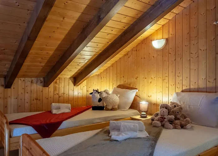 Anusach By Interhome 木屋 *