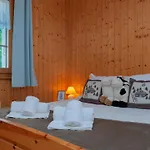 Domek alpejski Anusach By Interhome